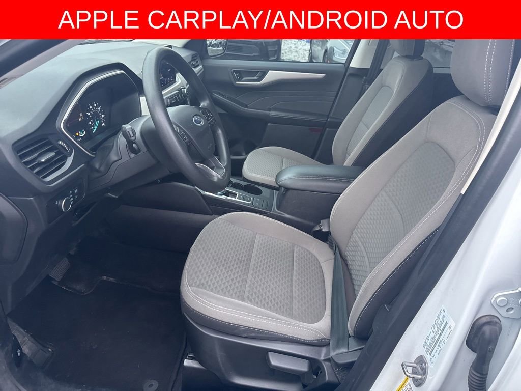 Certified 2022 Ford Escape SE image 2