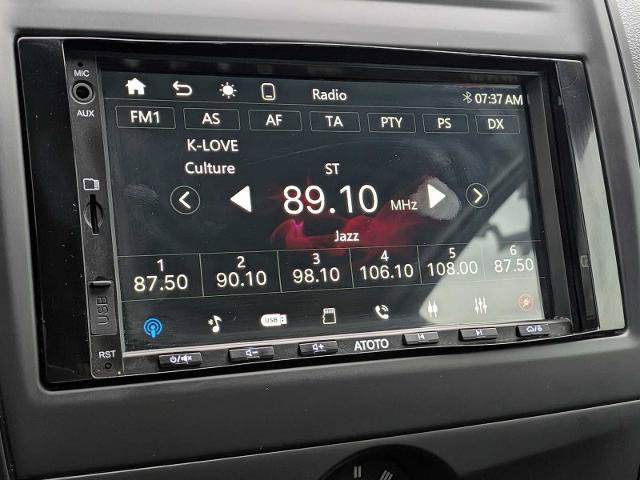 Used 2017 Nissan Versa S Plus FWD image 22