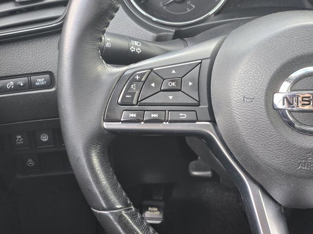 Used 2018 Nissan Rogue SL image 27