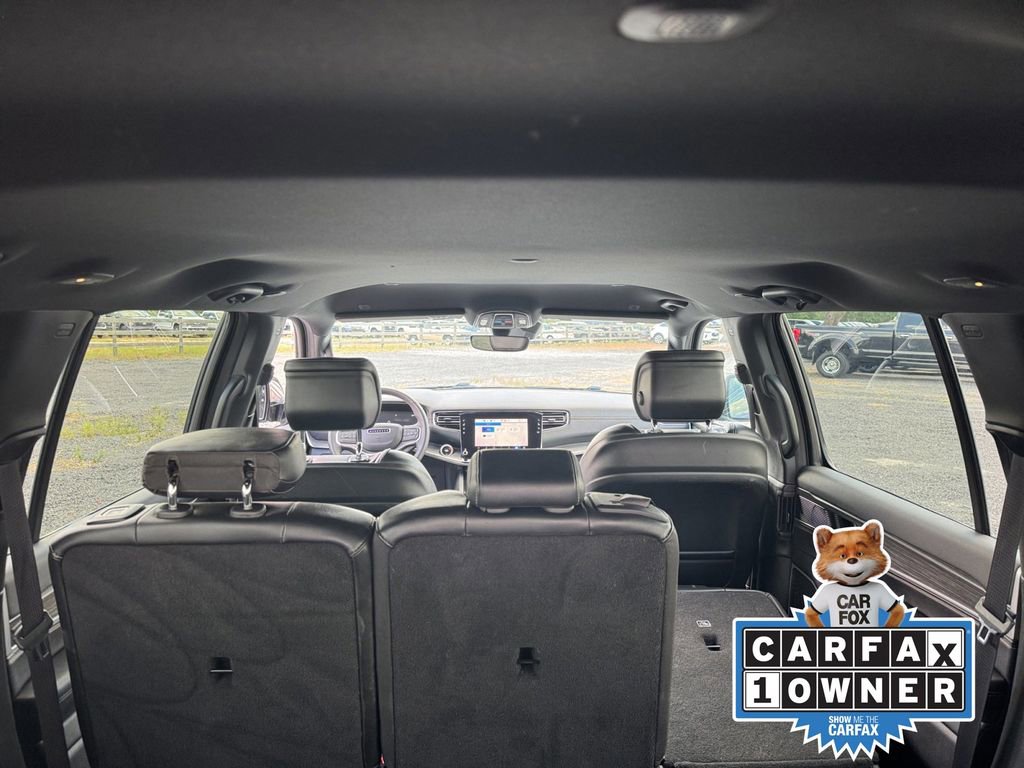 Used 2024 Jeep Wagoneer L Series II w/ Flexible Seating Group RWD image 28