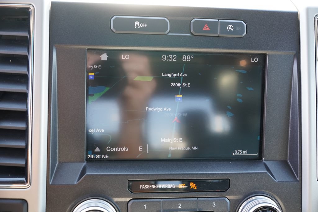 Certified 2018 Ford F150 Lariat w/ Equipment Group 502A Luxury AWD/4WD image 28