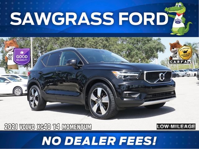 Used 2021 Volvo XC40 T4 Momentum w/ Protection Package Premier FWD image 1
