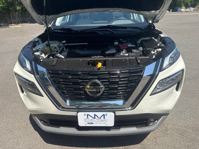 Used 2021 Nissan Rogue SL w/ Premium Package AWD/4WD image 39