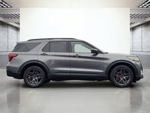 Certified 2025 Ford Explorer ST AWD/4WD image 5