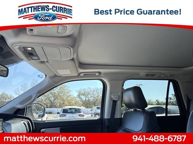 Certified 2025 Ford Expedition Active image 11