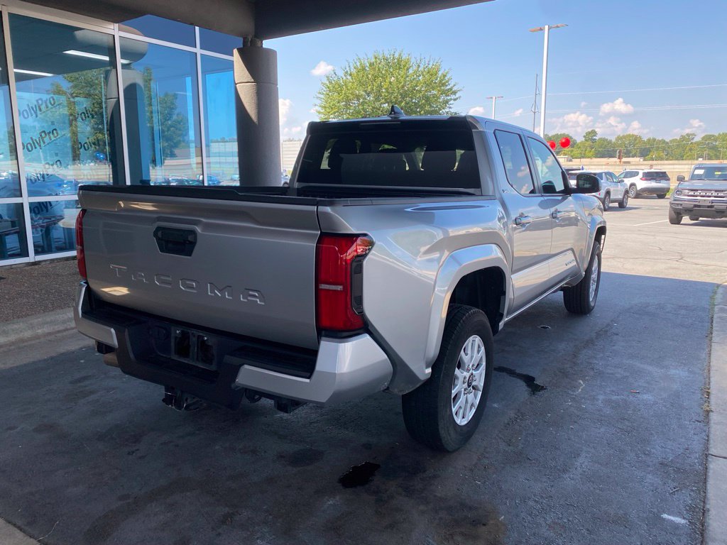 Used 2024 Toyota Tacoma SR5 RWD image 7