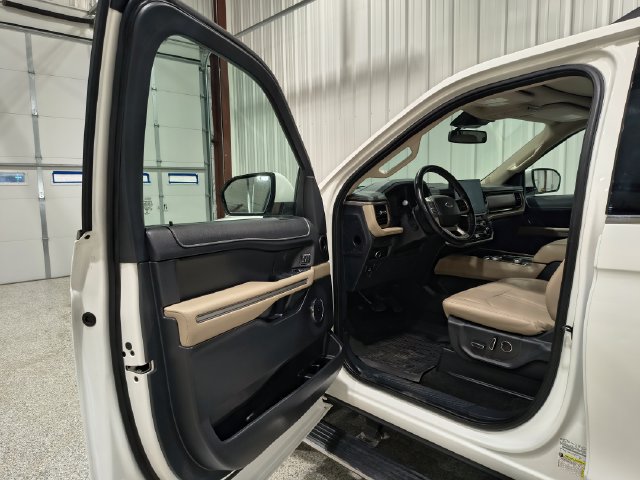 Certified 2023 Ford Expedition Max Limited AWD/4WD image 11