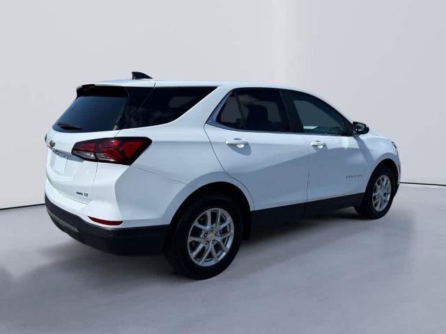 Used 2024 Chevrolet Equinox LT AWD/4WD image 3