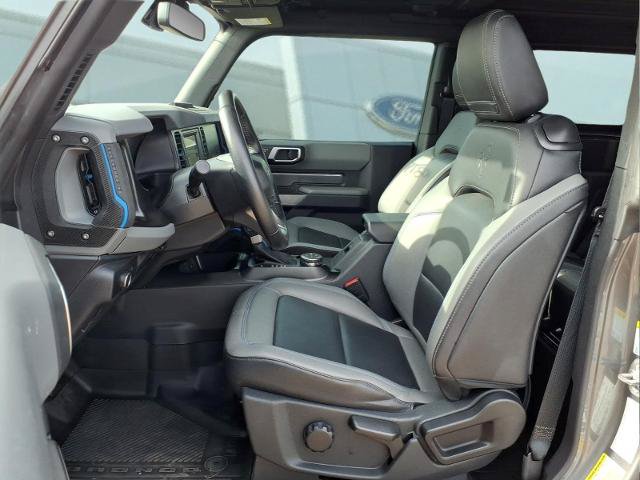 Certified 2022 Ford Bronco Black Diamond w/ Sasquatch Package AWD/4WD image 17