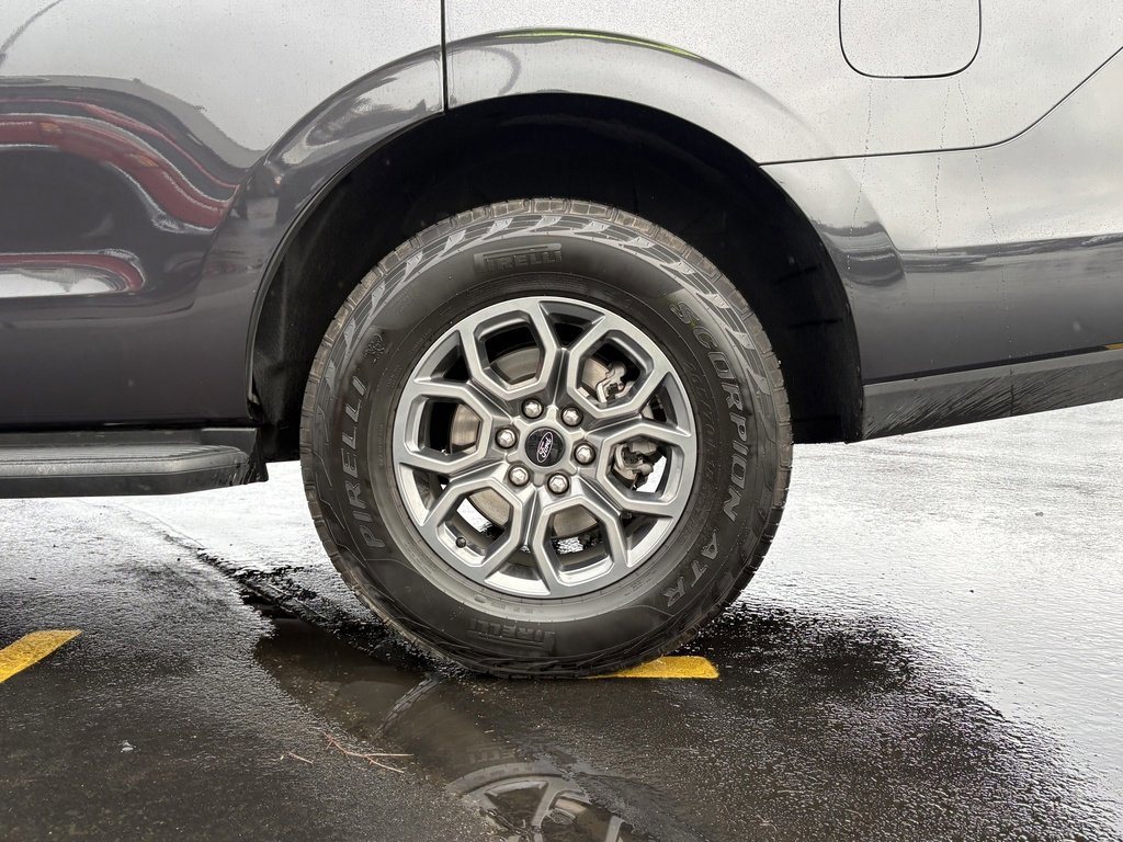 Certified 2025 Ford Expedition Active image 16