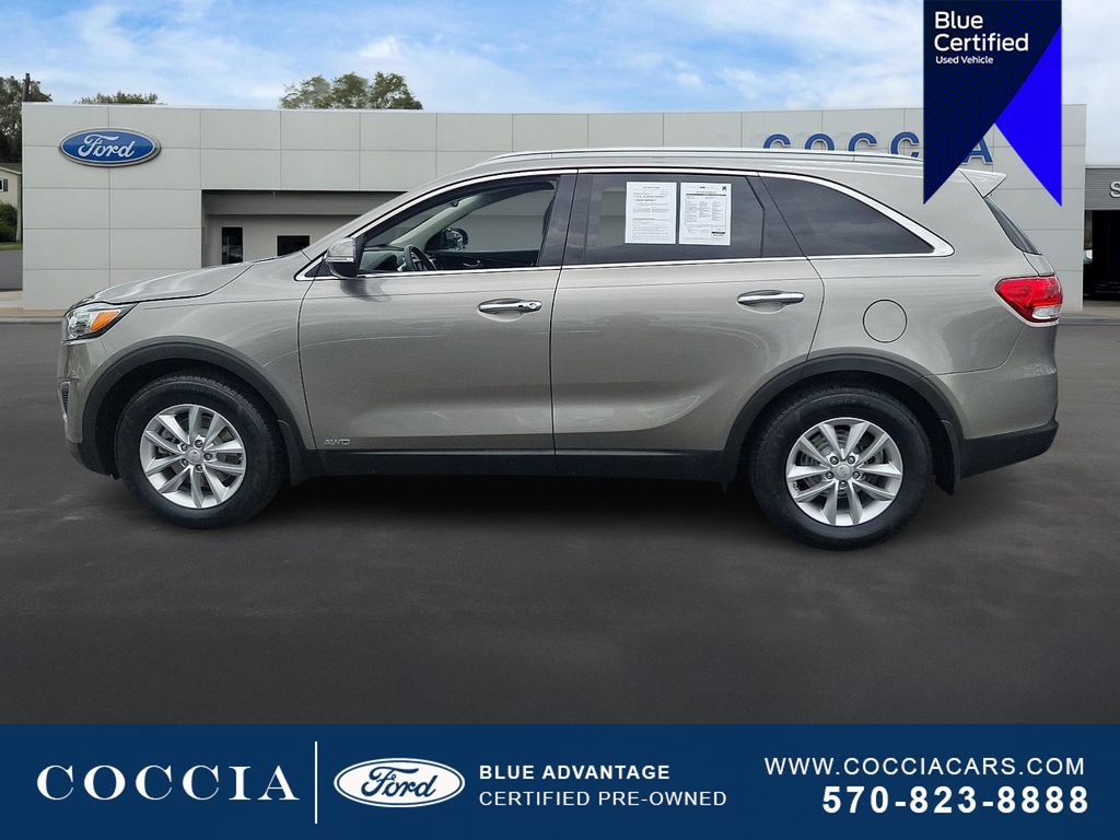 Used 2017 Kia Sorento AWD w/ LX Convenience Package image 7