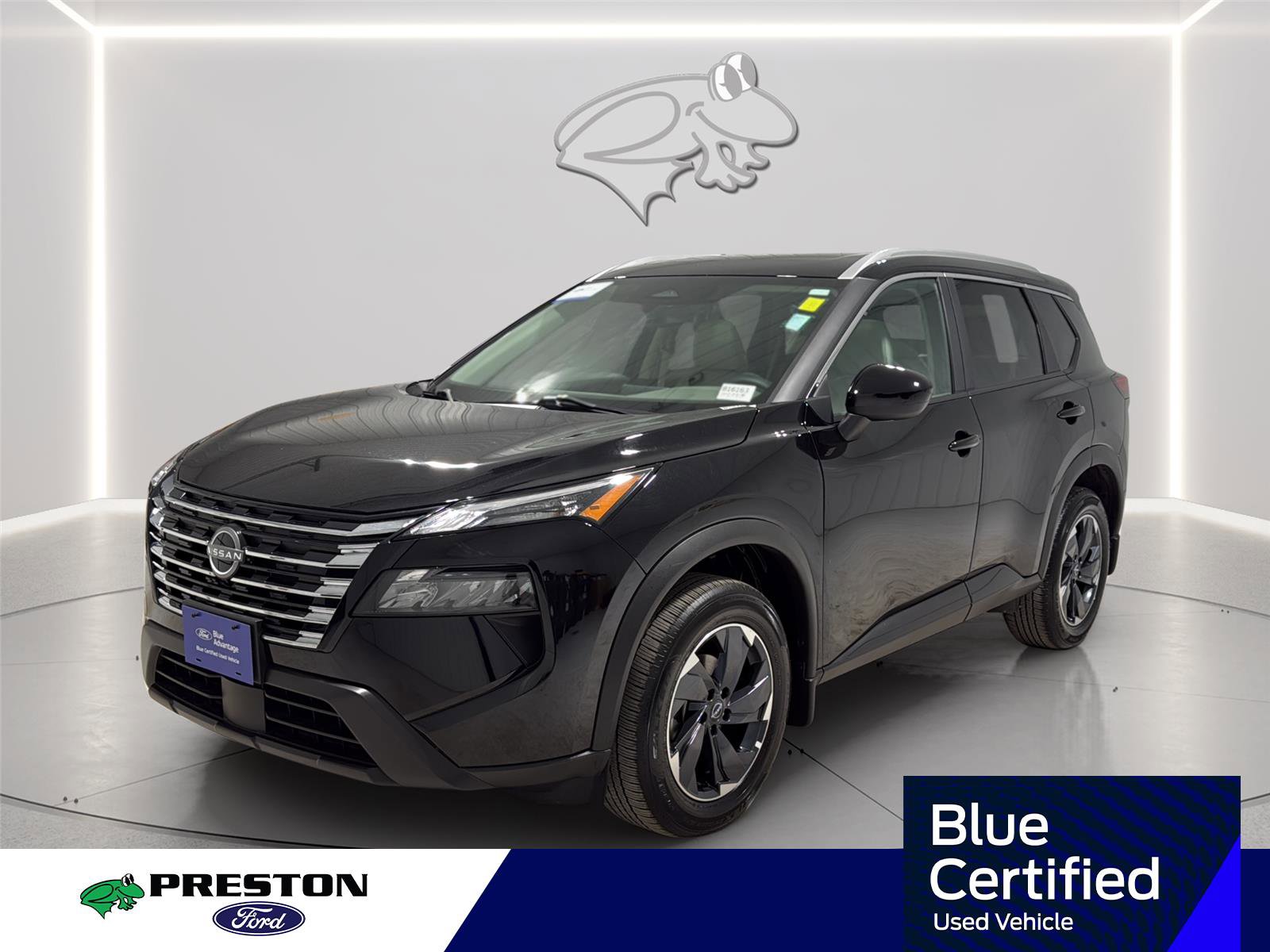 Used 2024 Nissan Rogue SV w/ SV Premium Package FWD image 1