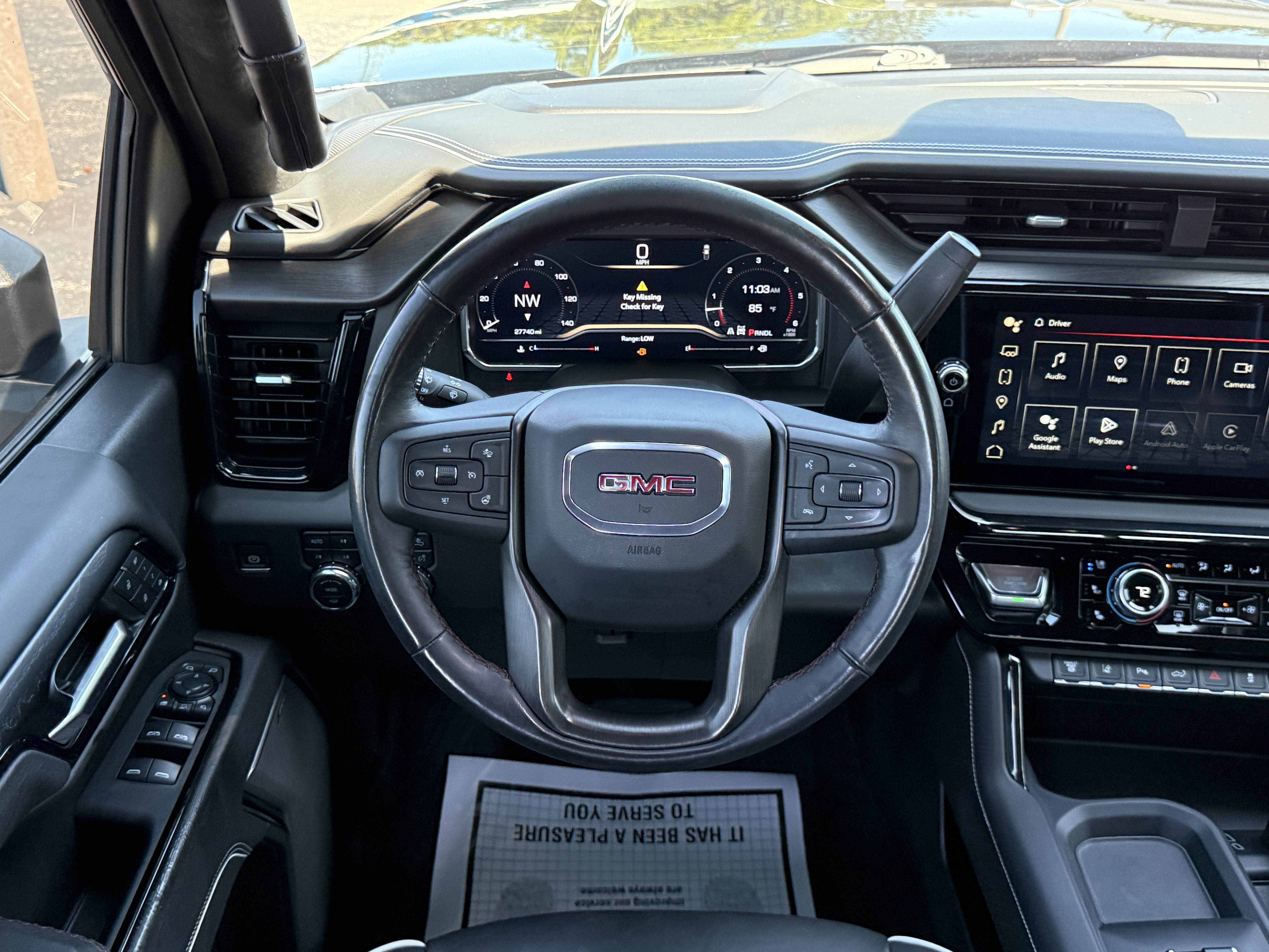 Used 2024 GMC Sierra 2500 AT4X AWD/4WD image 11