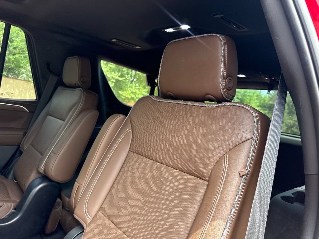 Used 2022 Chevrolet Tahoe High Country AWD/4WD image 22