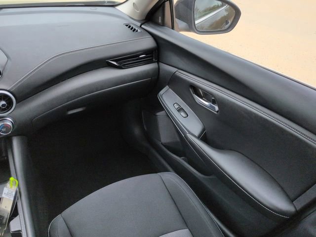 Used 2025 Nissan Sentra SV image 18