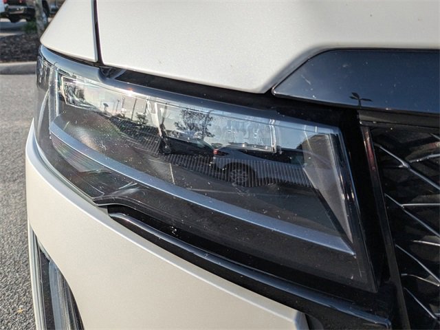 Used 2023 Cadillac Escalade ESV Sport w/ LPO, ONYX Package image 10