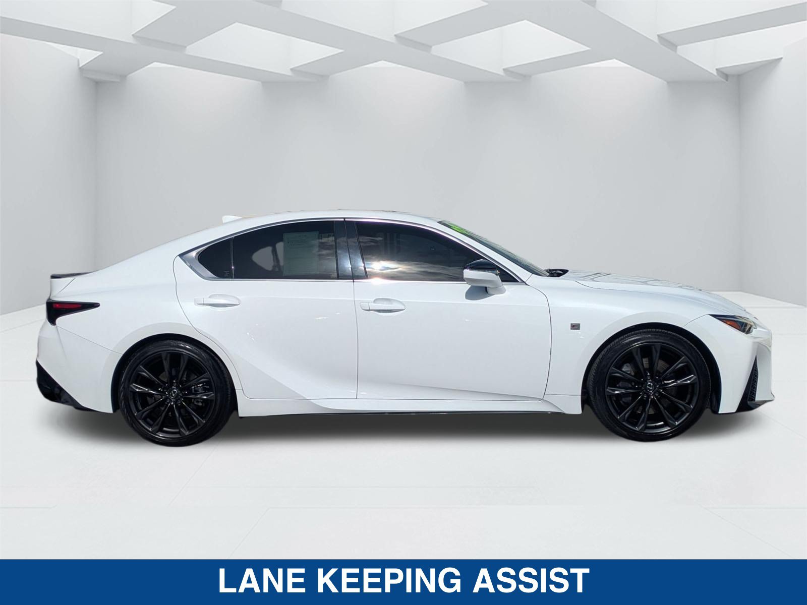 Used 2024 Lexus IS 350 F Sport RWD image 4