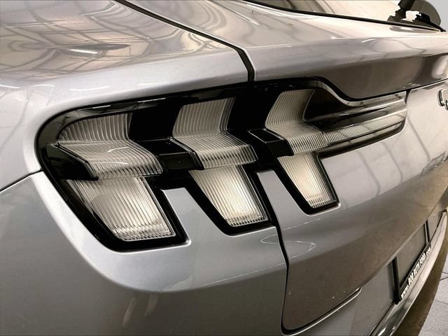 Certified 2022 Ford Mustang Mach-E Premium AWD/4WD image 28