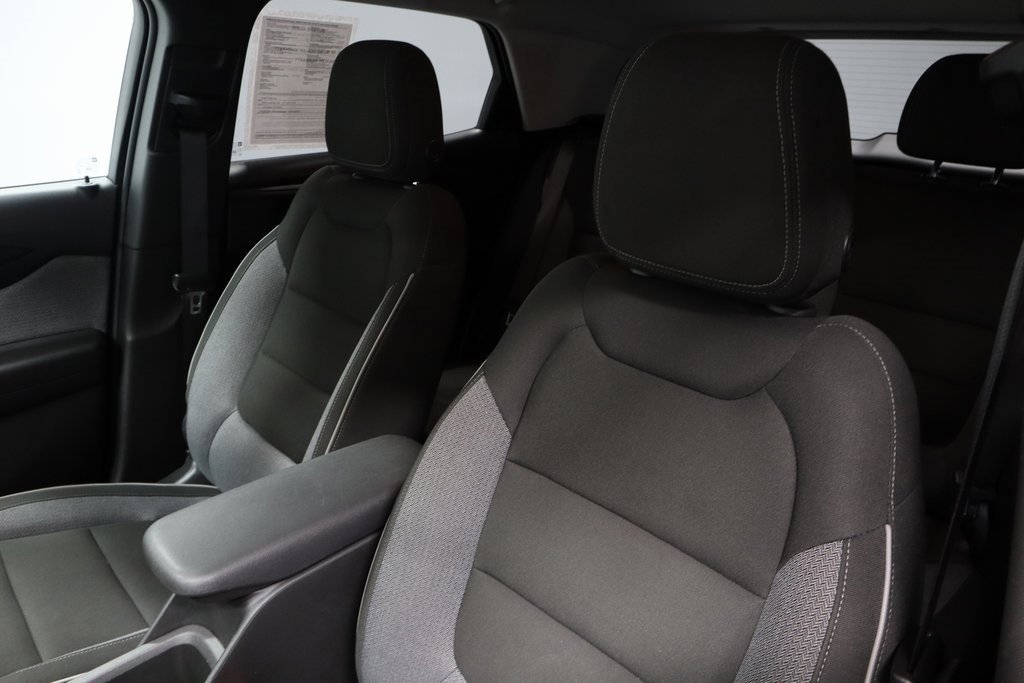 Used 2025 Chevrolet TrailBlazer LT w/ Driver Confidence Package image 26