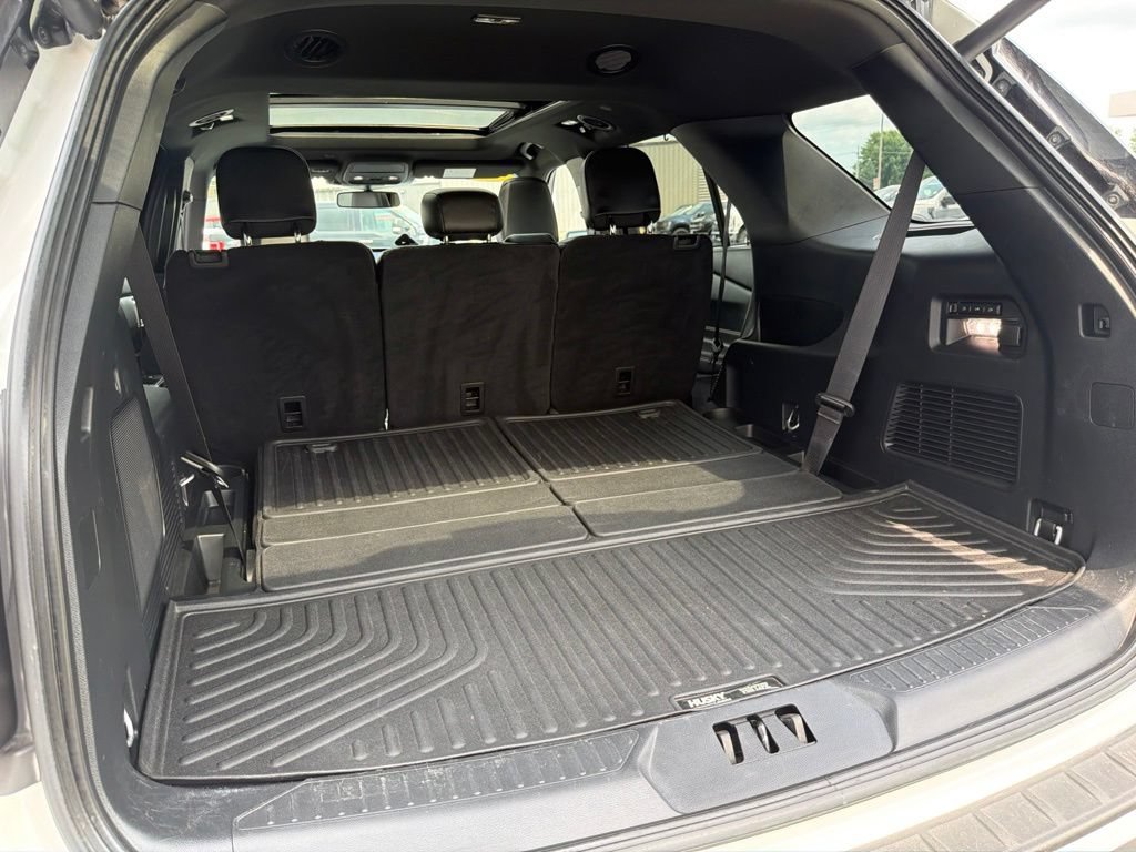 Certified 2023 Ford Explorer ST w/ Technology Package AWD/4WD image 16
