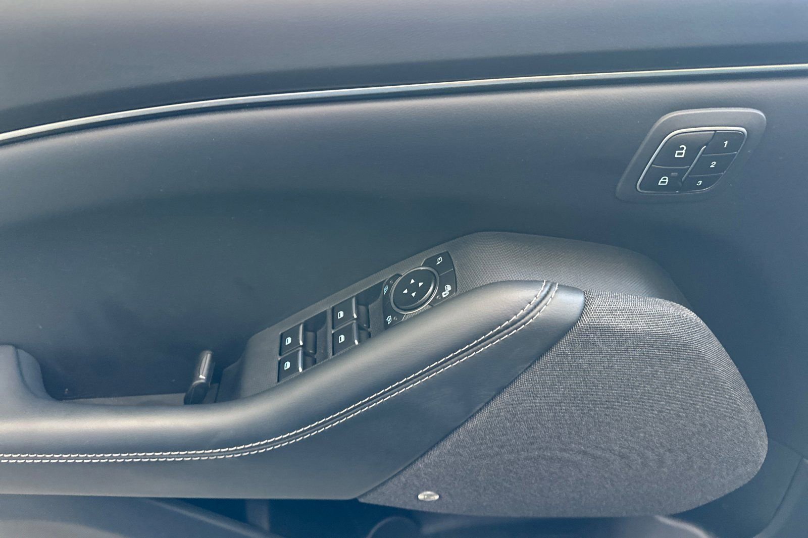Certified 2025 Ford Mustang Mach-E Premium RWD image 10