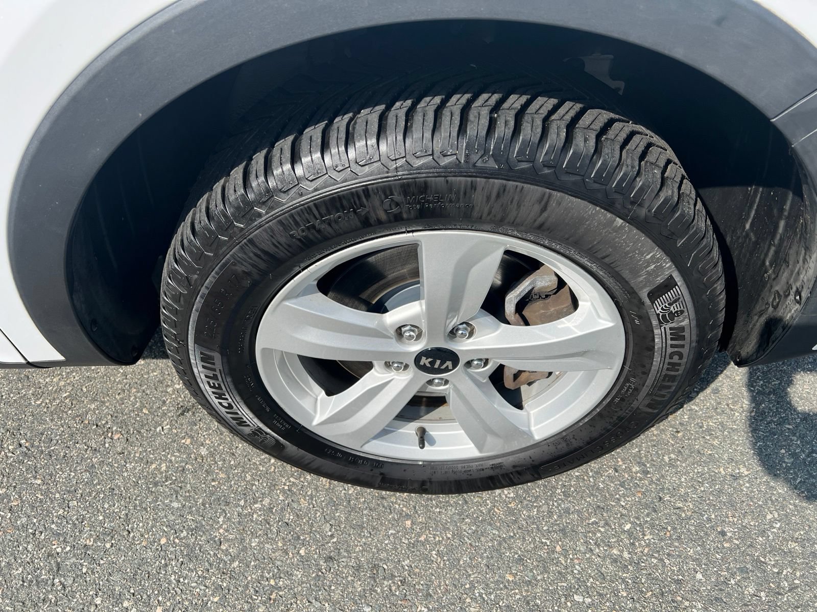 Used 2021 Kia Sorento LX AWD/4WD image 11