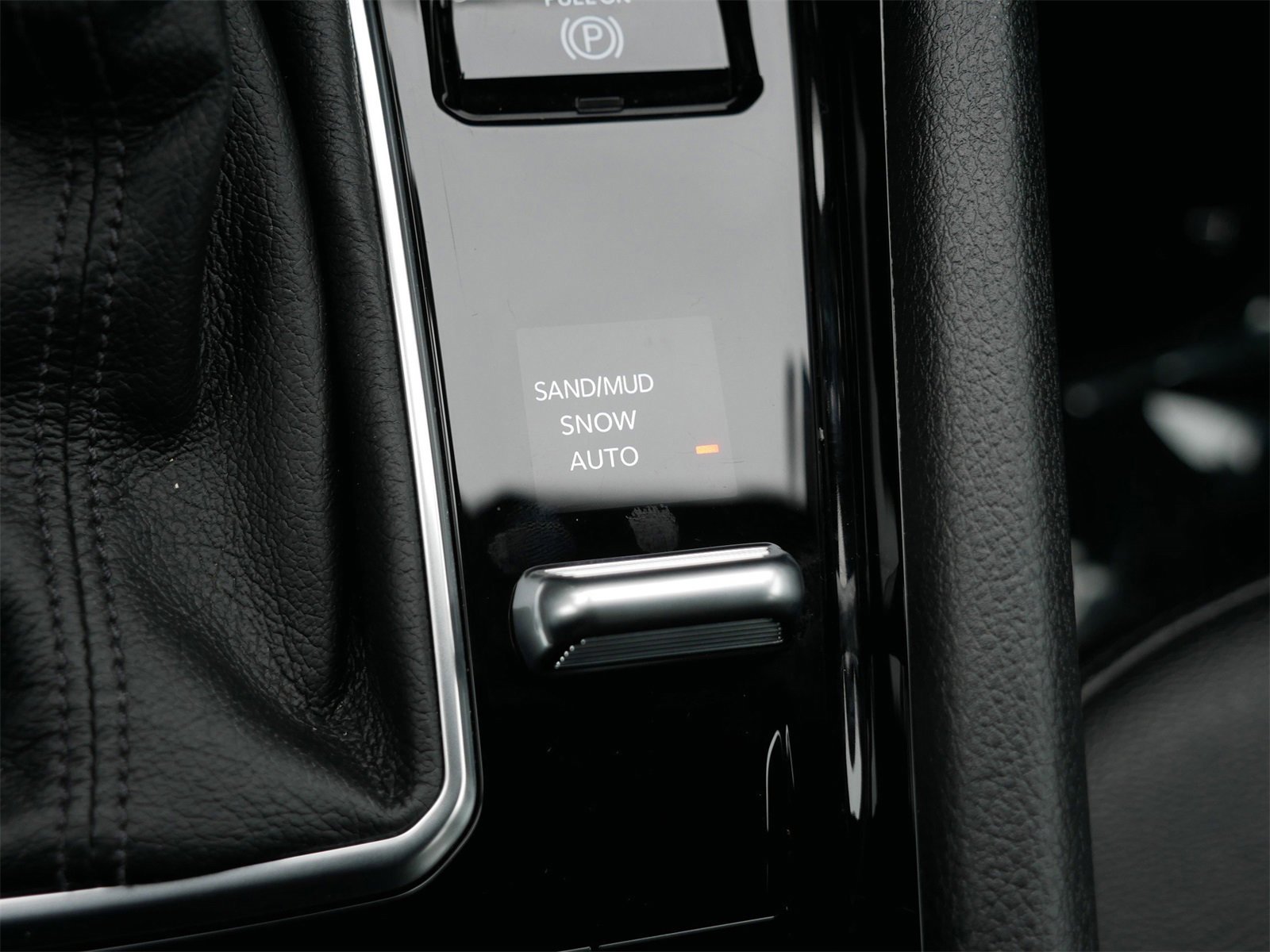 Used 2025 Jeep Compass Latitude w/ Altitude Special Edition image 26