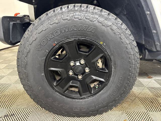Used 2023 Jeep Gladiator Mojave w/ Trailer Tow Package image 14