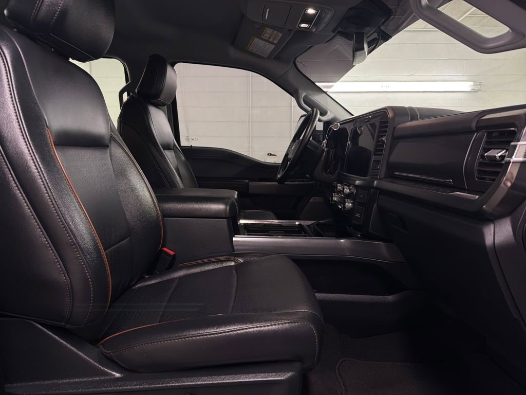 Certified 2025 Ford F250 Lariat w/ Chrome Package image 30