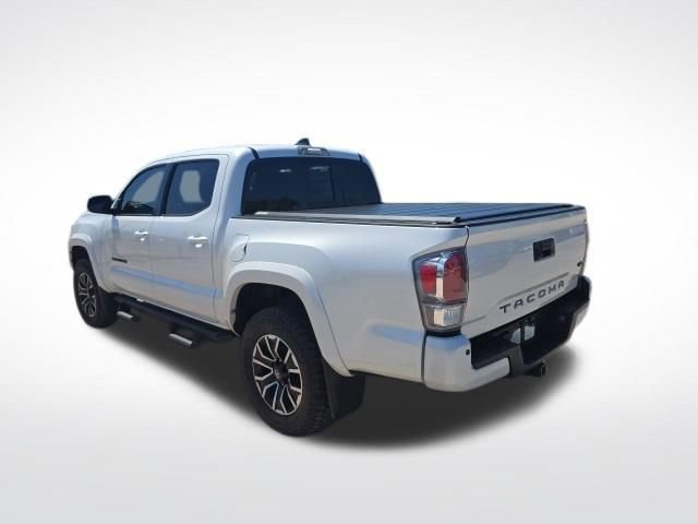 Used 2021 Toyota Tacoma TRD Sport w/ Technology Package image 2