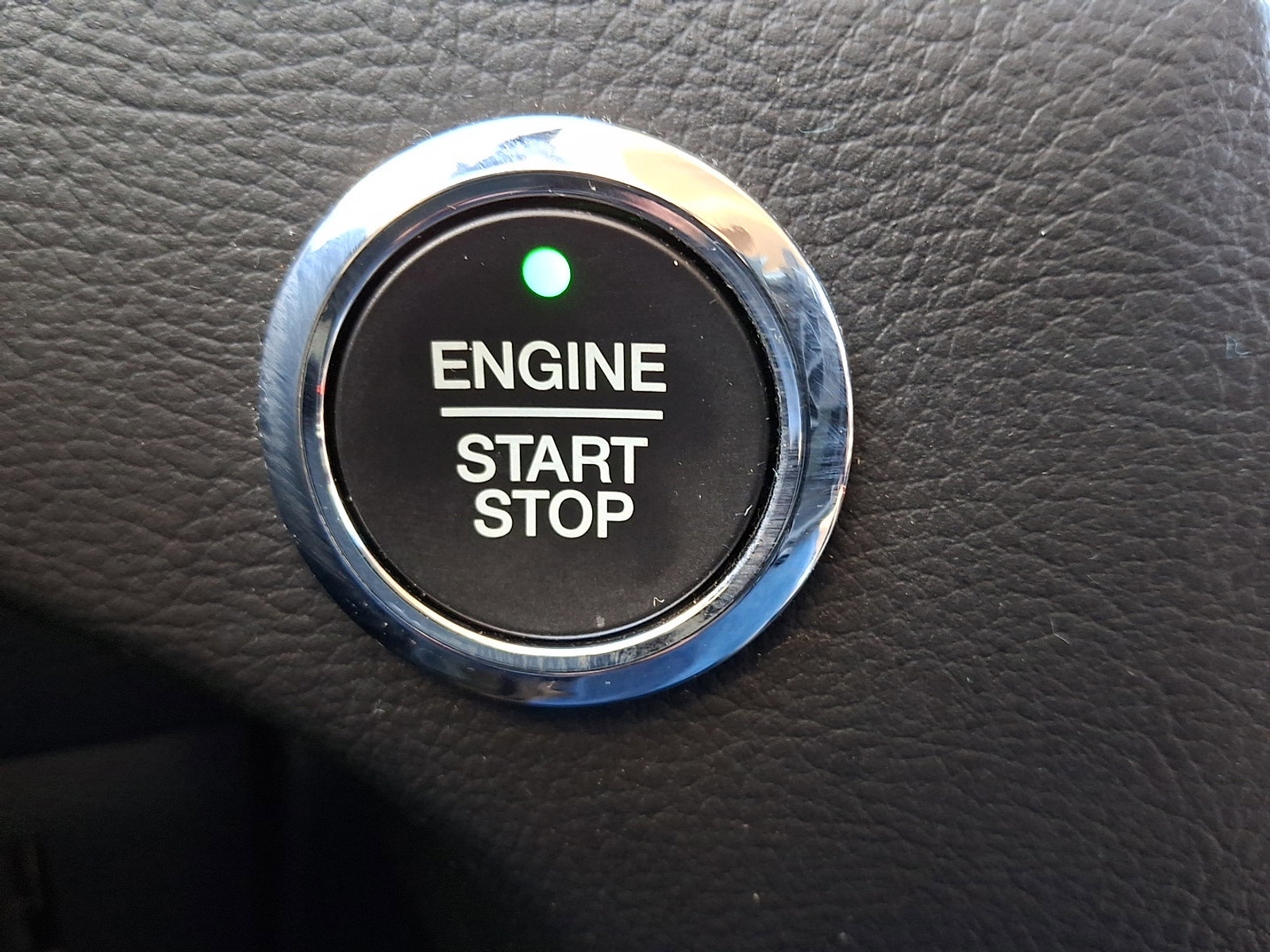 Certified 2022 Ford Edge SEL w/ Convenience Package image 22