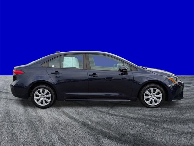 Used 2024 Toyota Corolla LE FWD image 3
