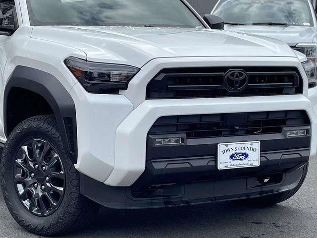 Used 2025 Toyota 4Runner SR5 image 8