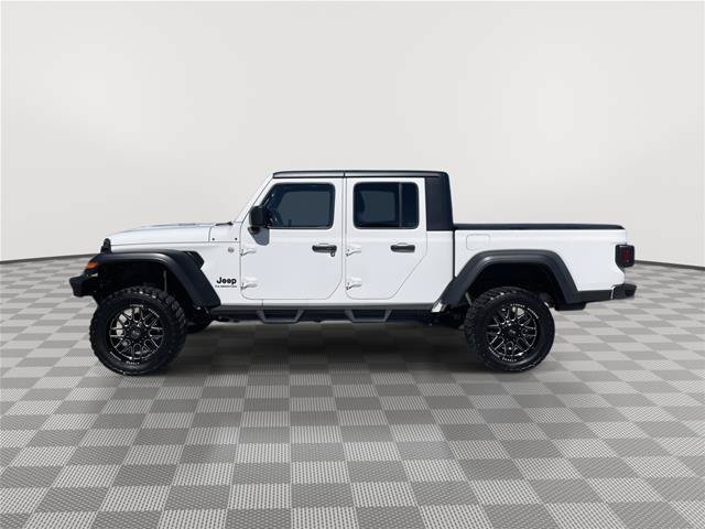 Used 2020 Jeep Gladiator Sport w/ Quick Order Package 24S AWD/4WD image 2