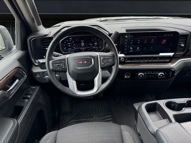 Used 2024 GMC Sierra 1500 Elevation AWD/4WD image 12