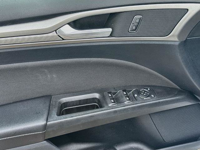 Certified 2019 Ford Fusion SE FWD image 15