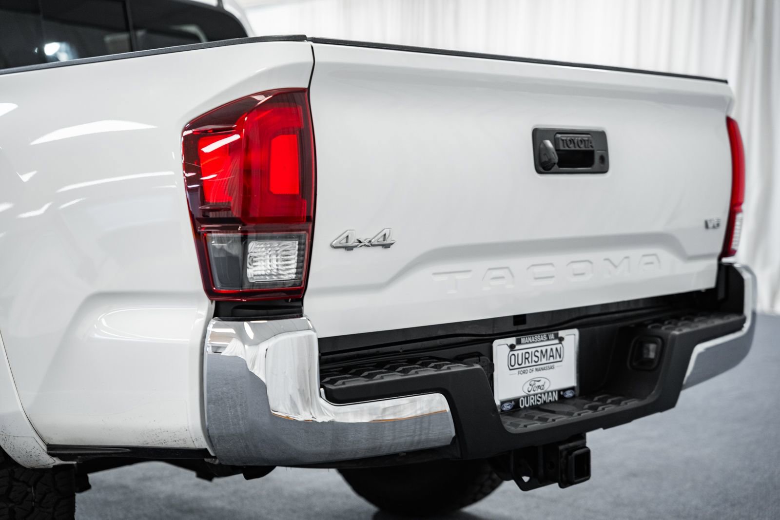 Used 2020 Toyota Tacoma SR5 image 6