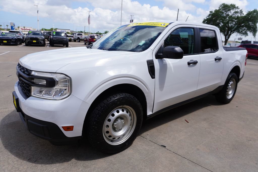 Certified 2023 Ford Maverick XL w/ Equipment Group 100A Standard AWD/4WD image 3