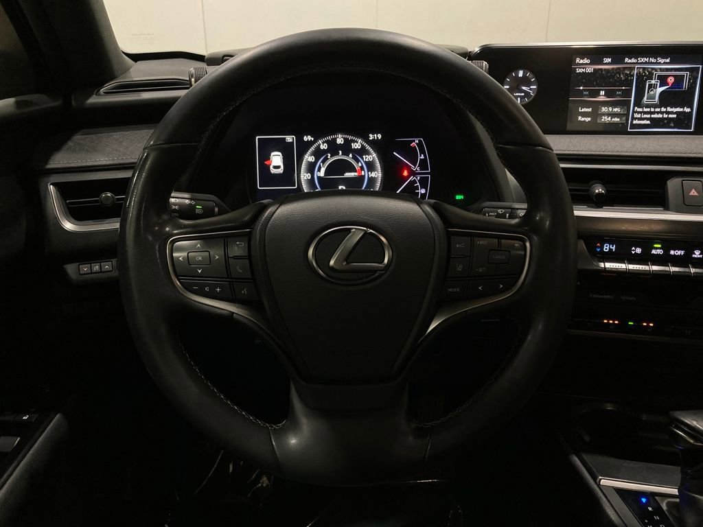 Used 2019 Lexus UX 200 image 20