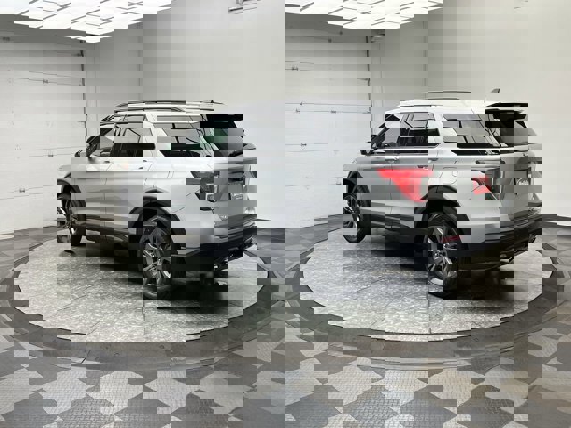 Certified 2023 Ford Explorer XLT w/ Equipment Group 202A image 3