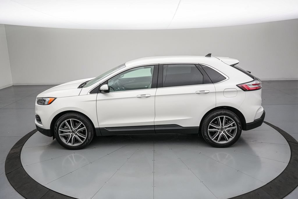 Certified 2024 Ford Edge Titanium w/ Equipment Group 301A AWD/4WD image 7