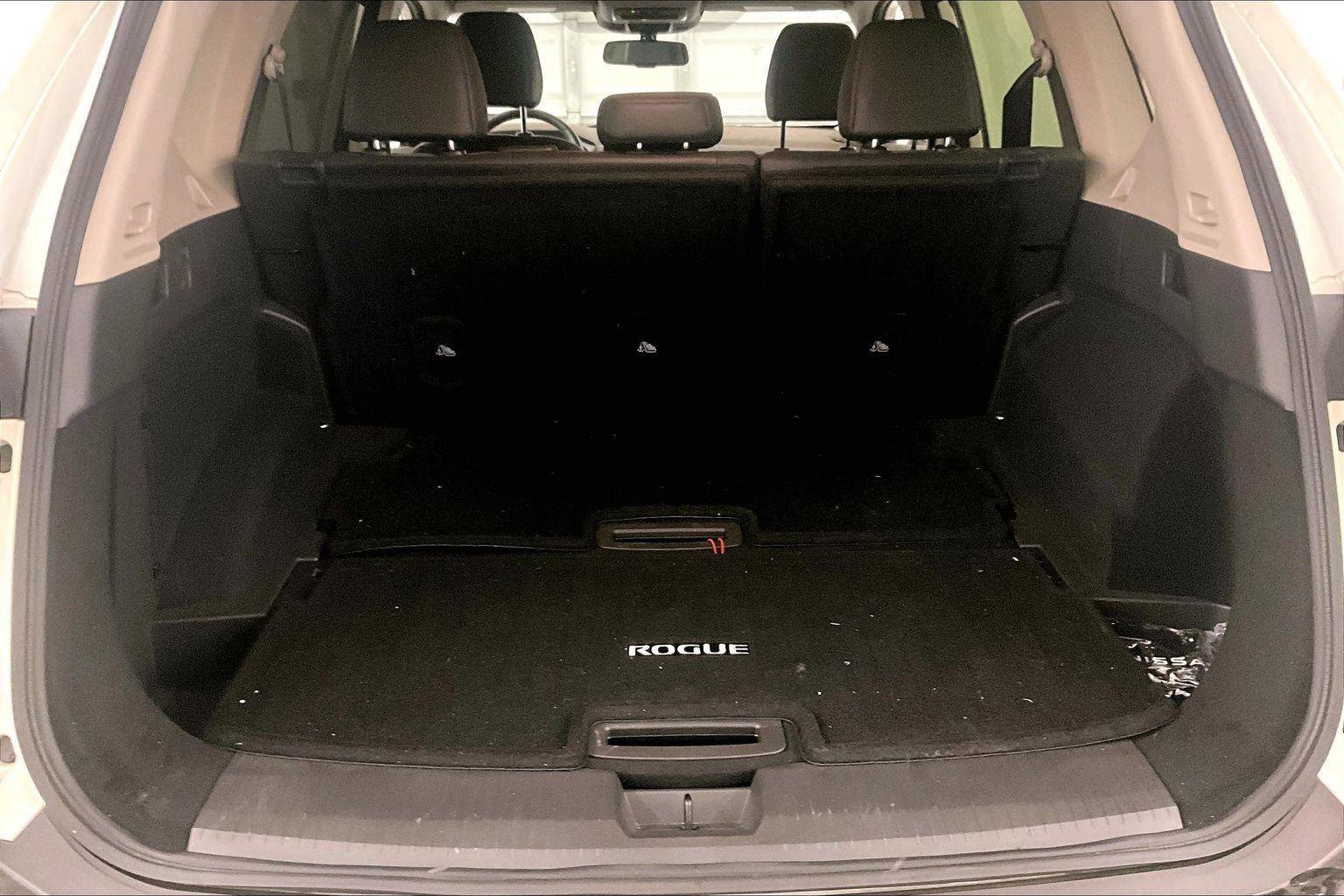 Used 2023 Nissan Rogue Platinum image 33