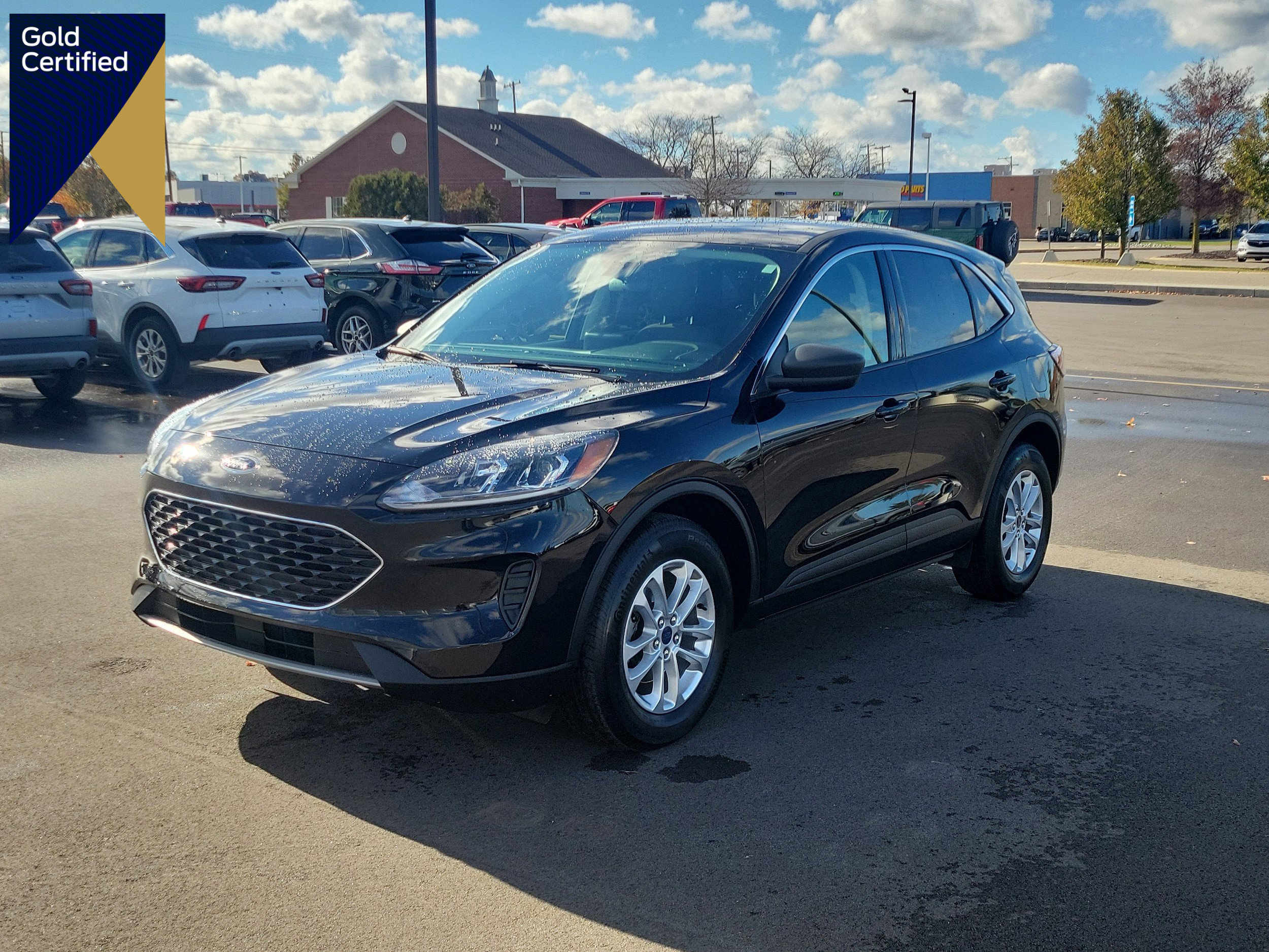 Certified 2022 Ford Escape SE w/ Convenience Package image 1
