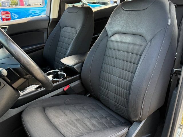Certified 2018 Ford Edge SEL FWD image 33