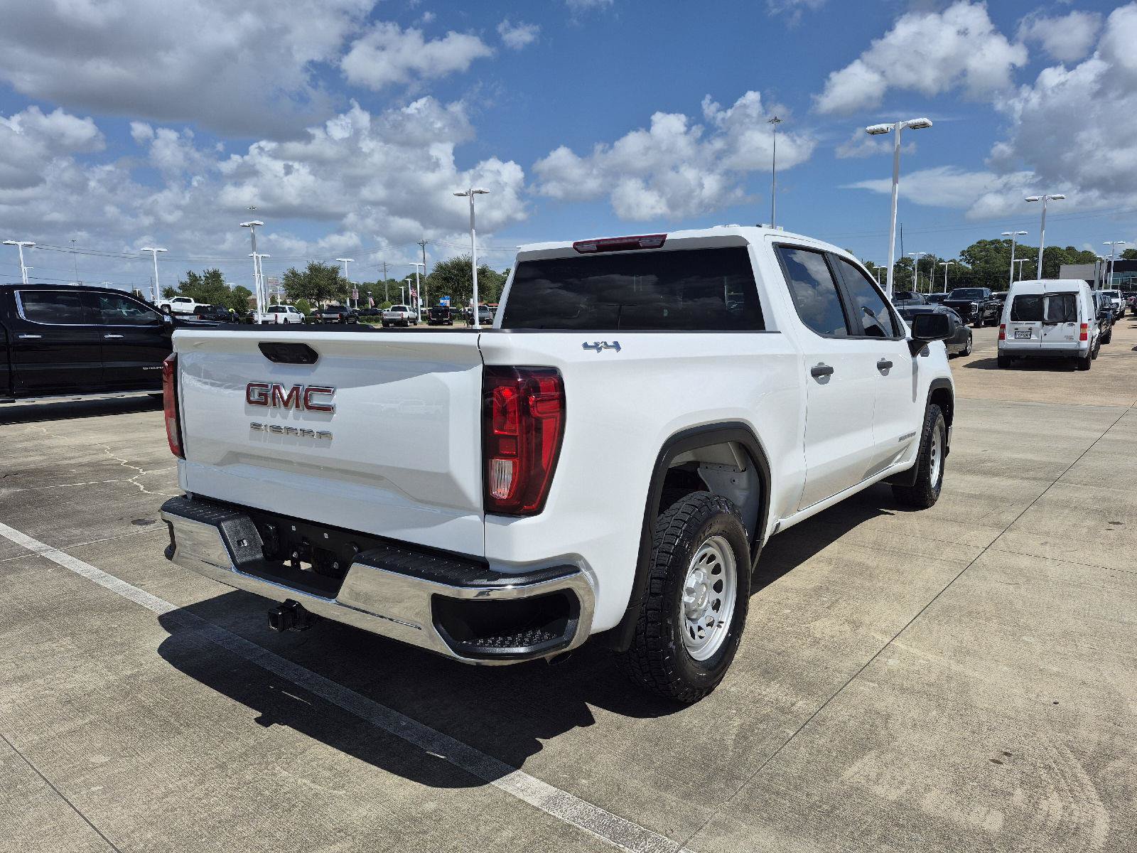 Used 2023 GMC Sierra 1500 Pro AWD/4WD image 14