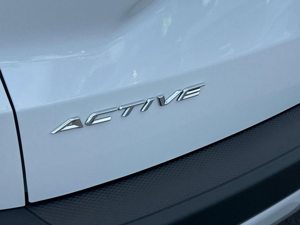 Certified 2025 Ford Escape Active image 7