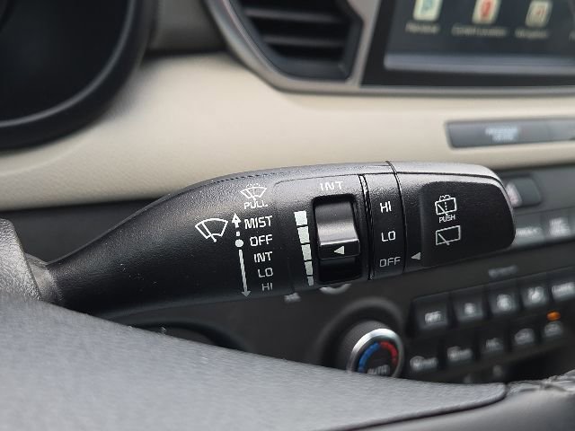 Used 2017 Kia Sportage EX w/ EX Technology Package FWD image 39