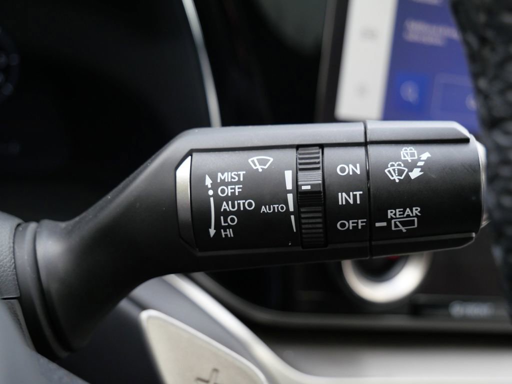 Used 2024 Lexus TX 500h AWD w/ Technology Package image 27