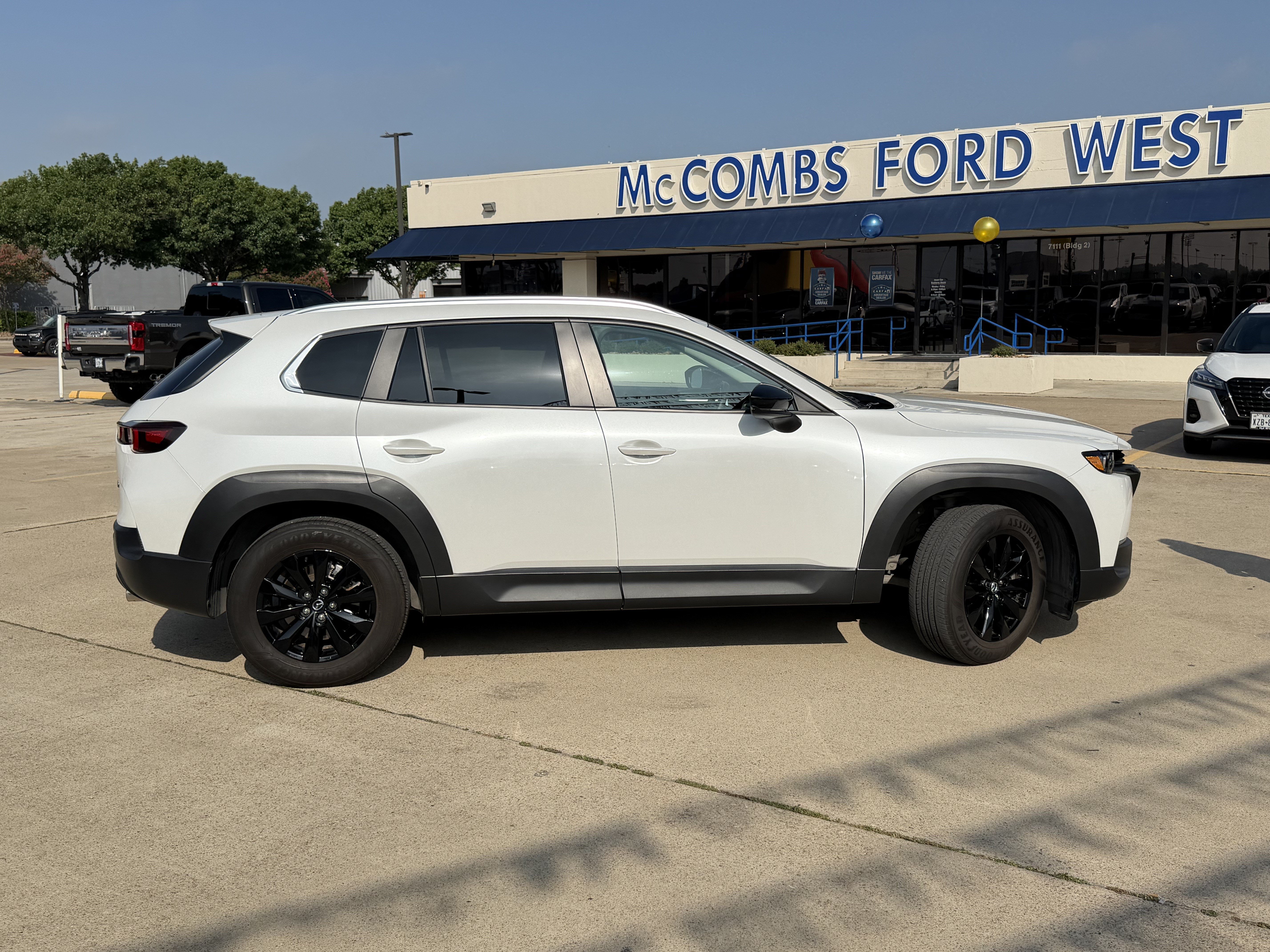Used 2025 MAZDA CX-50 AWD 2.5 S w/ Preferred Package image 4