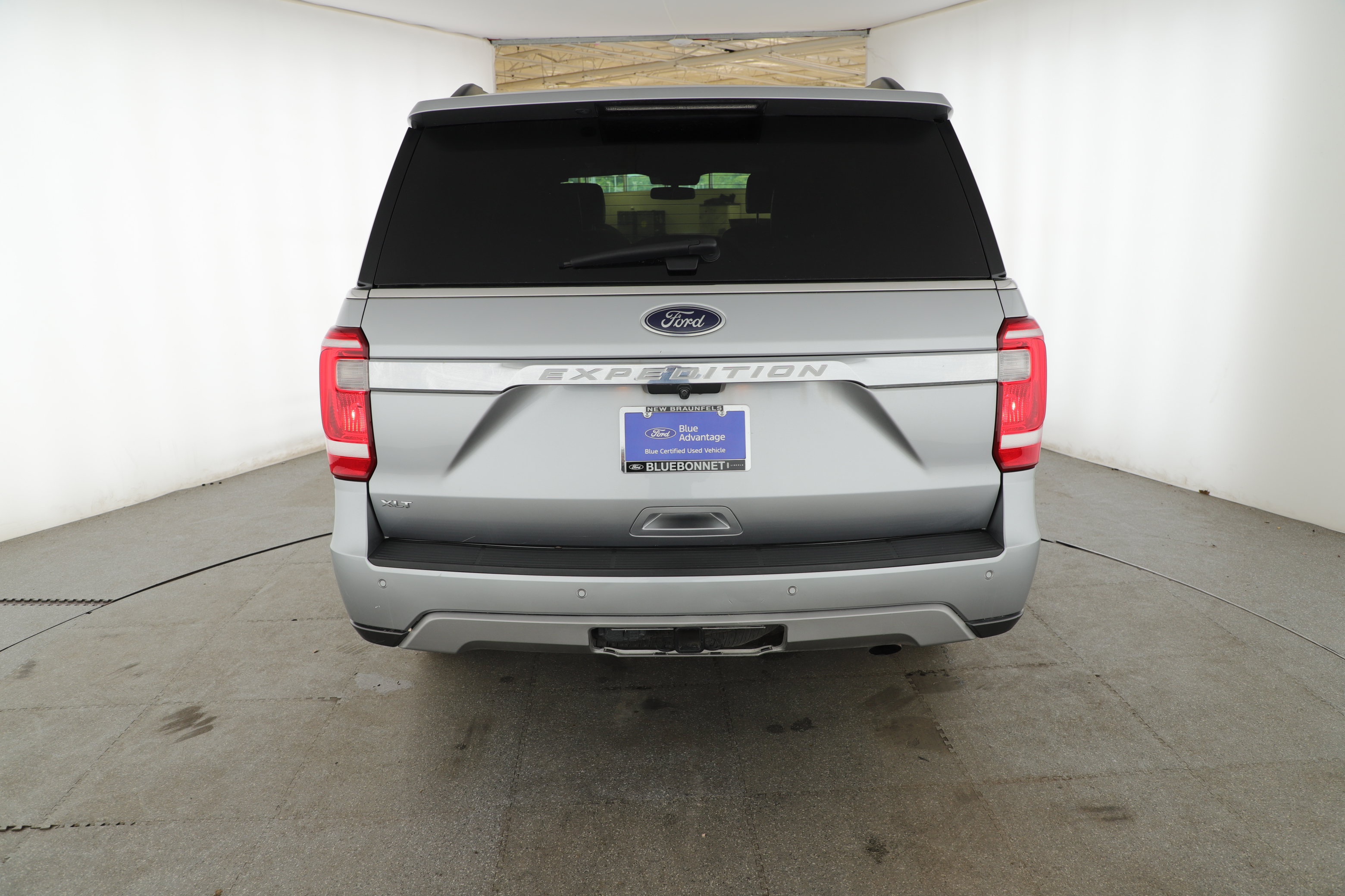 Certified 2021 Ford Expedition XLT RWD image 5